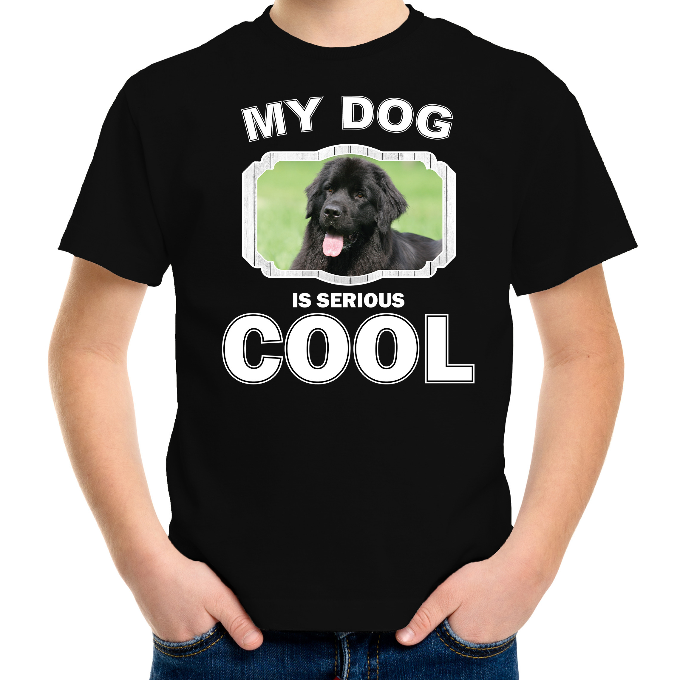 Afbeelding Honden liefhebber shirt Newfoundlander my dog is serious cool zwart voor kinderen door Animals Giftshop