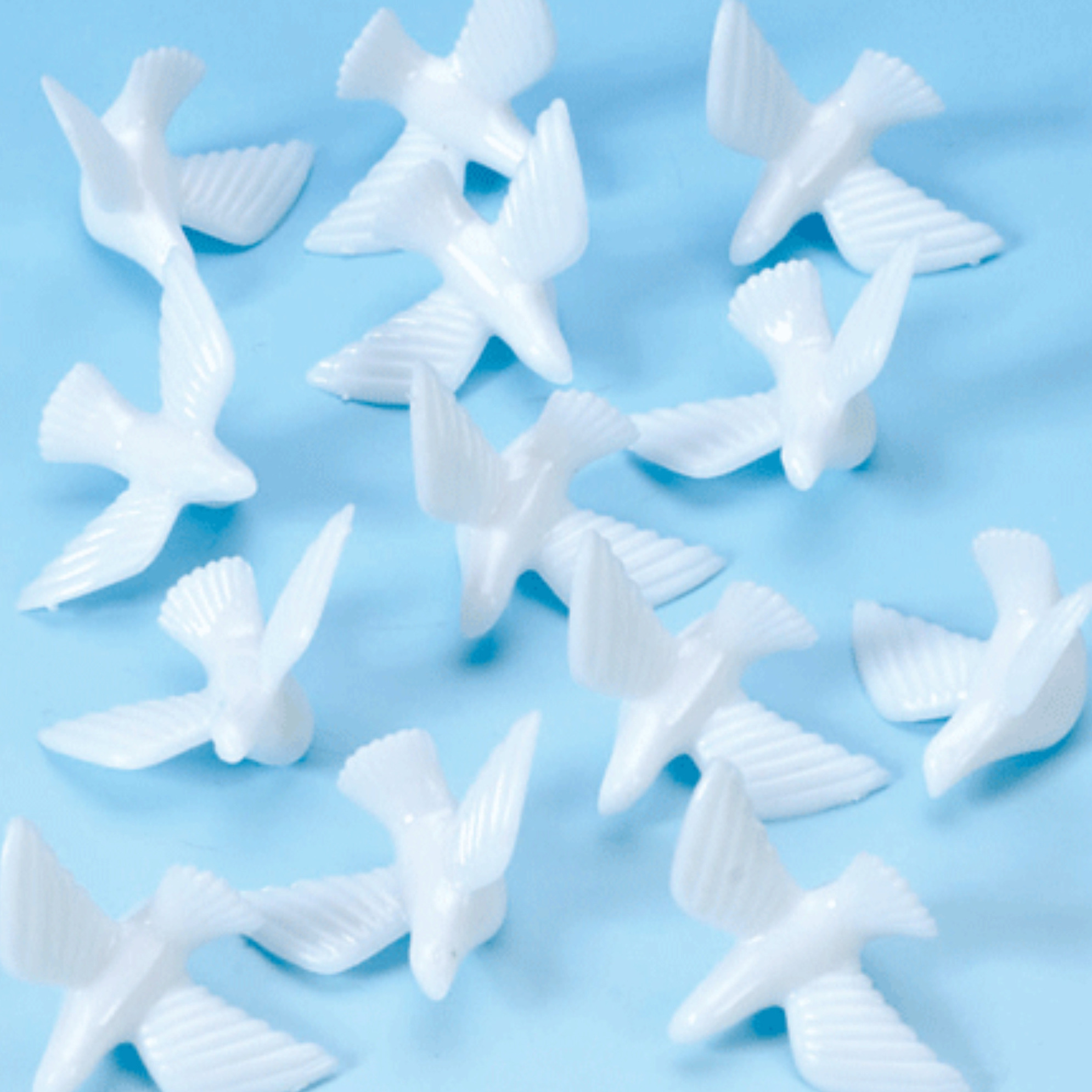 Plastic duifjes voor bruiloft decoratie 30x stuks