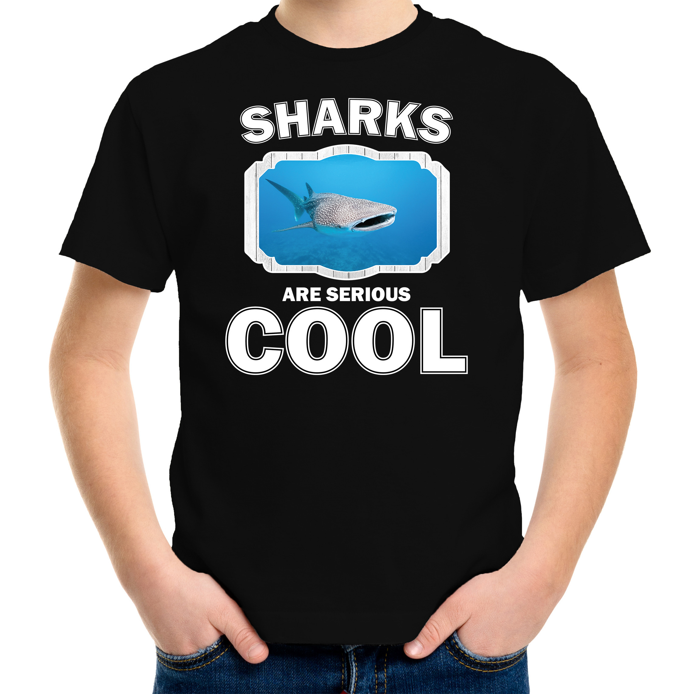 T-shirt sharks are serious cool zwart kinderen - haaien/ walvishaai shirt