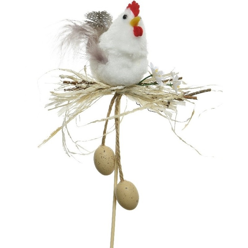 Woondecoratie beeld witte kip vogel in nestje met kippeneieren 12 cm op steker/prikker