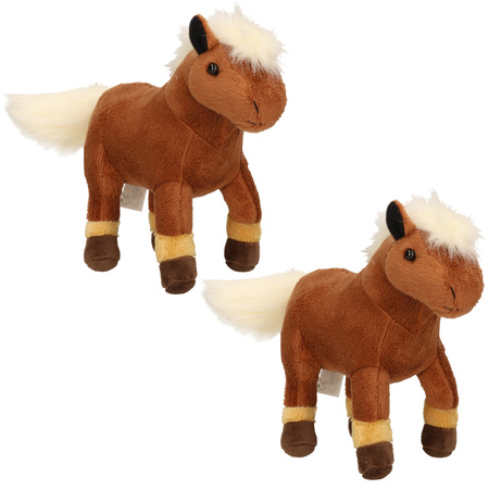 2x Plush brown horses cuddle toy 26 cm