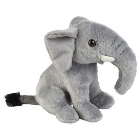 Plush grey sitting elephant cuddle toy 18 cm