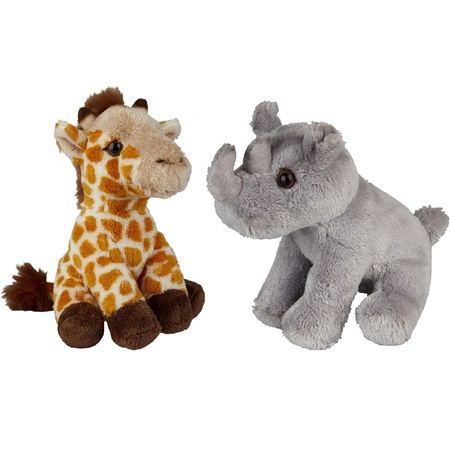 Safari dieren serie pluche knuffels 2x stuks - Neushoorn en Giraffe van 15 cm